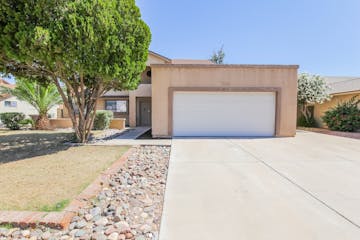 6513 W Turquoise Ave Glendale, AZ 85302